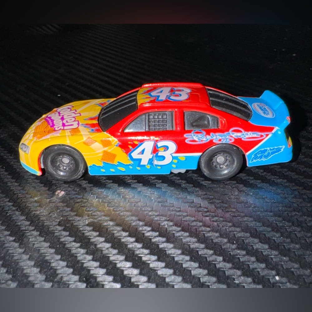 Nascar 2008 Golden Grahams Cereal the legacy #43 Richard Petty